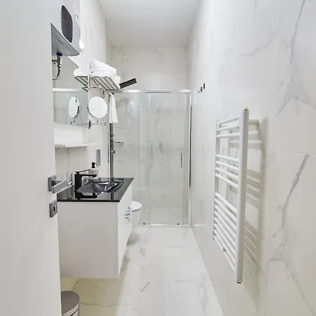 Market - Lisinski 리예카