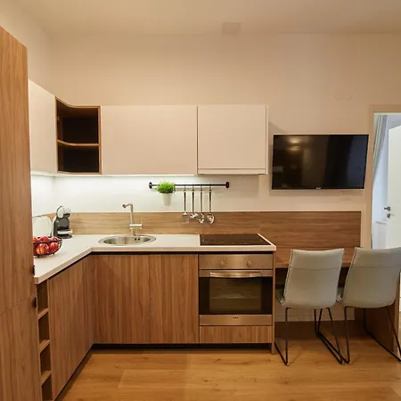 Market - Lisinski Apartament