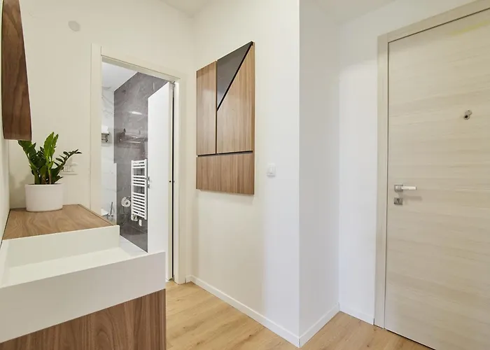 Market - Lisinski Apartmán *